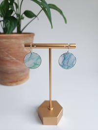Image 1 of Shoreline Marble Discs (M)