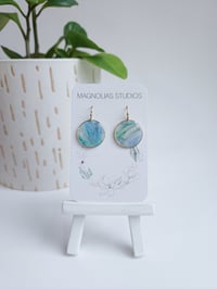 Image 4 of Shoreline Marble Discs (M)