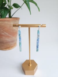 Image 1 of Shoreline Marble Bars