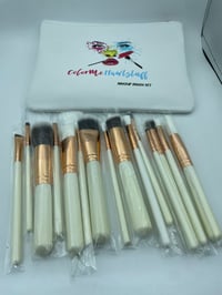 Image 3 of MAKEUP BRUSHES