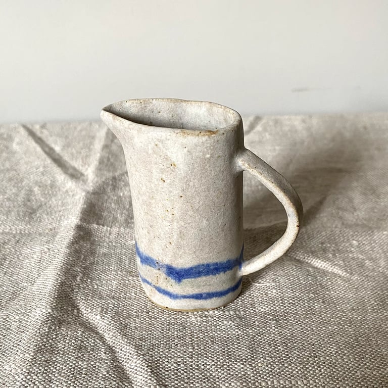Small Jug Image 3