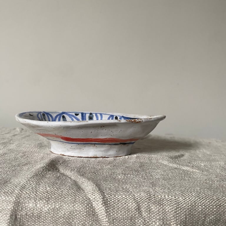 Small Oval Dish Image 5