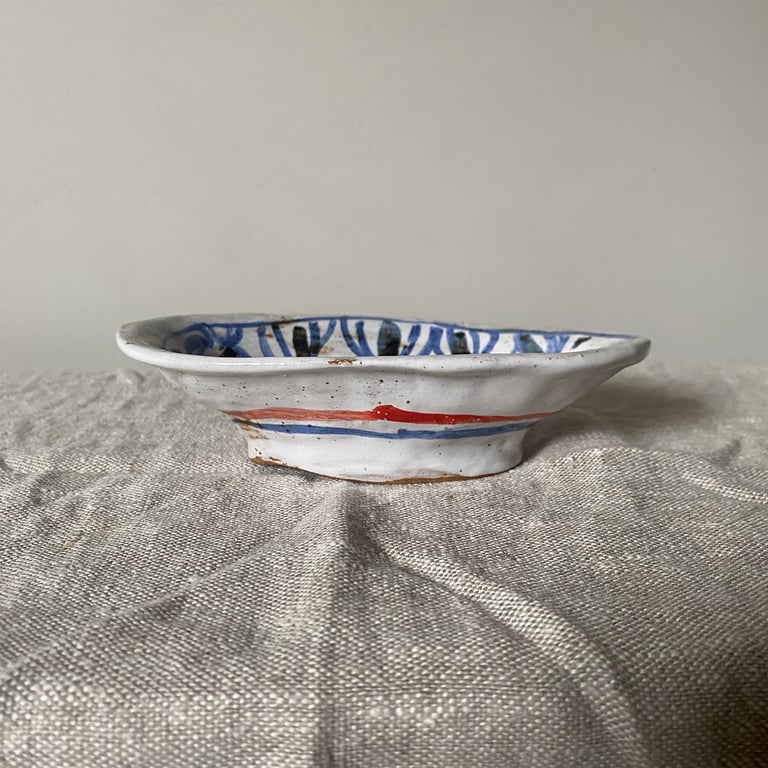 Small Oval Dish Image 3