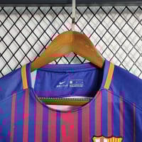 Image 4 of Retro FC Barcelona Home 17-18