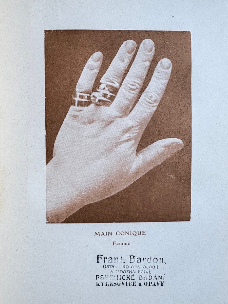 Image of Original Book from Library of Franz Bardon - Madame A. de Thebes: L'énigme de la main (1901)
