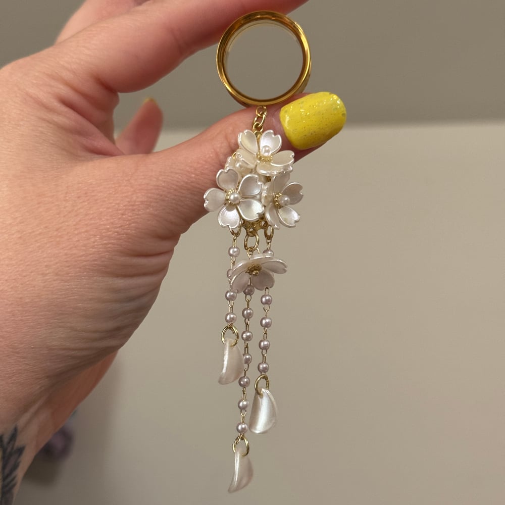 Image of Pearl Flower Cluster Dangles (sizes 4g-2")