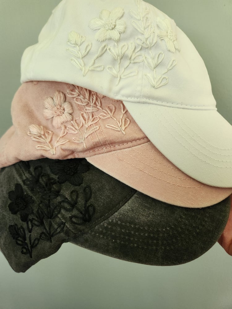 Image of Monochromatic romance