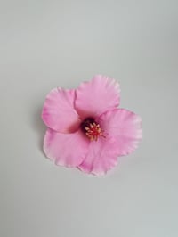 Image 1 of pink hibiscus clip
