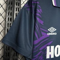 Image 2 of Retro Tottenham Hotspur 94-95 Away