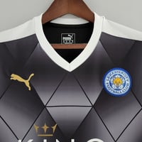 Image 9 of Retro Leicester City 15-16 Away