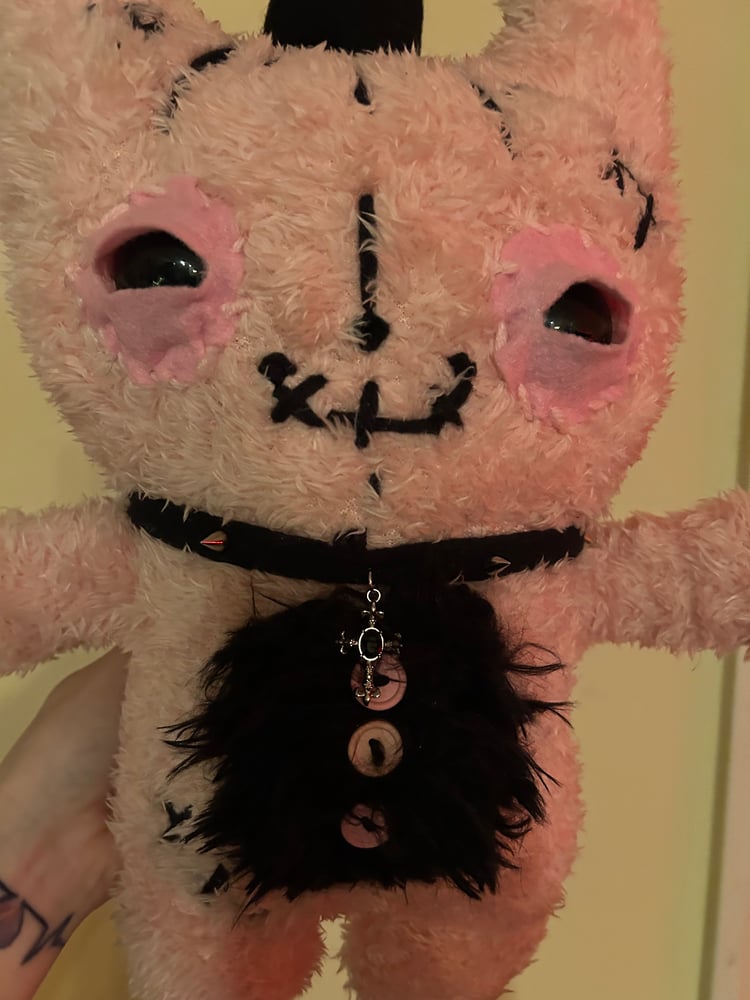 Image of Pink Tink Gibbie
