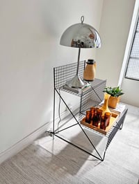 Image 4 of //VENDIDO//  MUEBLE EXPOSITOR VINTAGE DE REJILLA METÁLICA, AÑOS 80