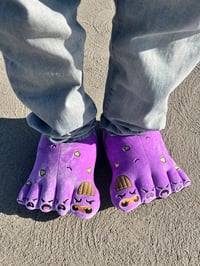 Image 2 of COURAGE FUNGUS FEET SLIPPERS