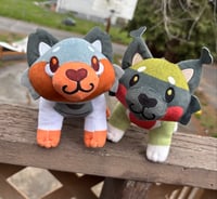 Image 2 of **PREORDER** Honey the Hummingbird Lynx