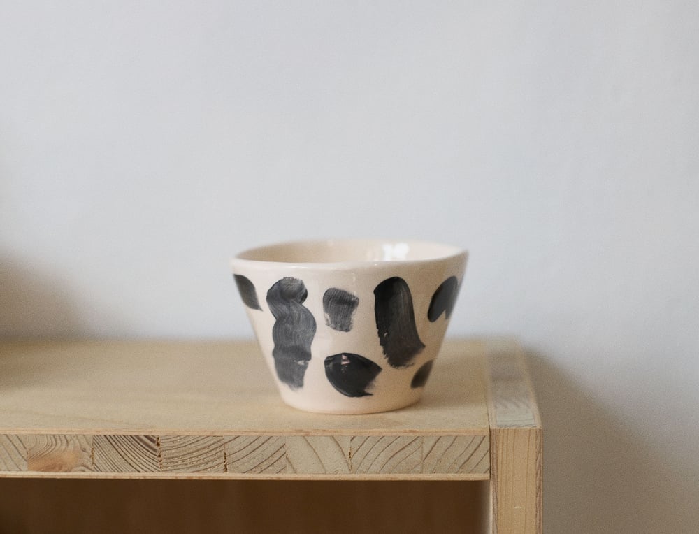 Image of BLACK STROKES CUP