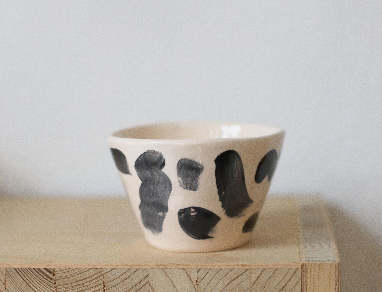 Image of BLACK STROKES CUP