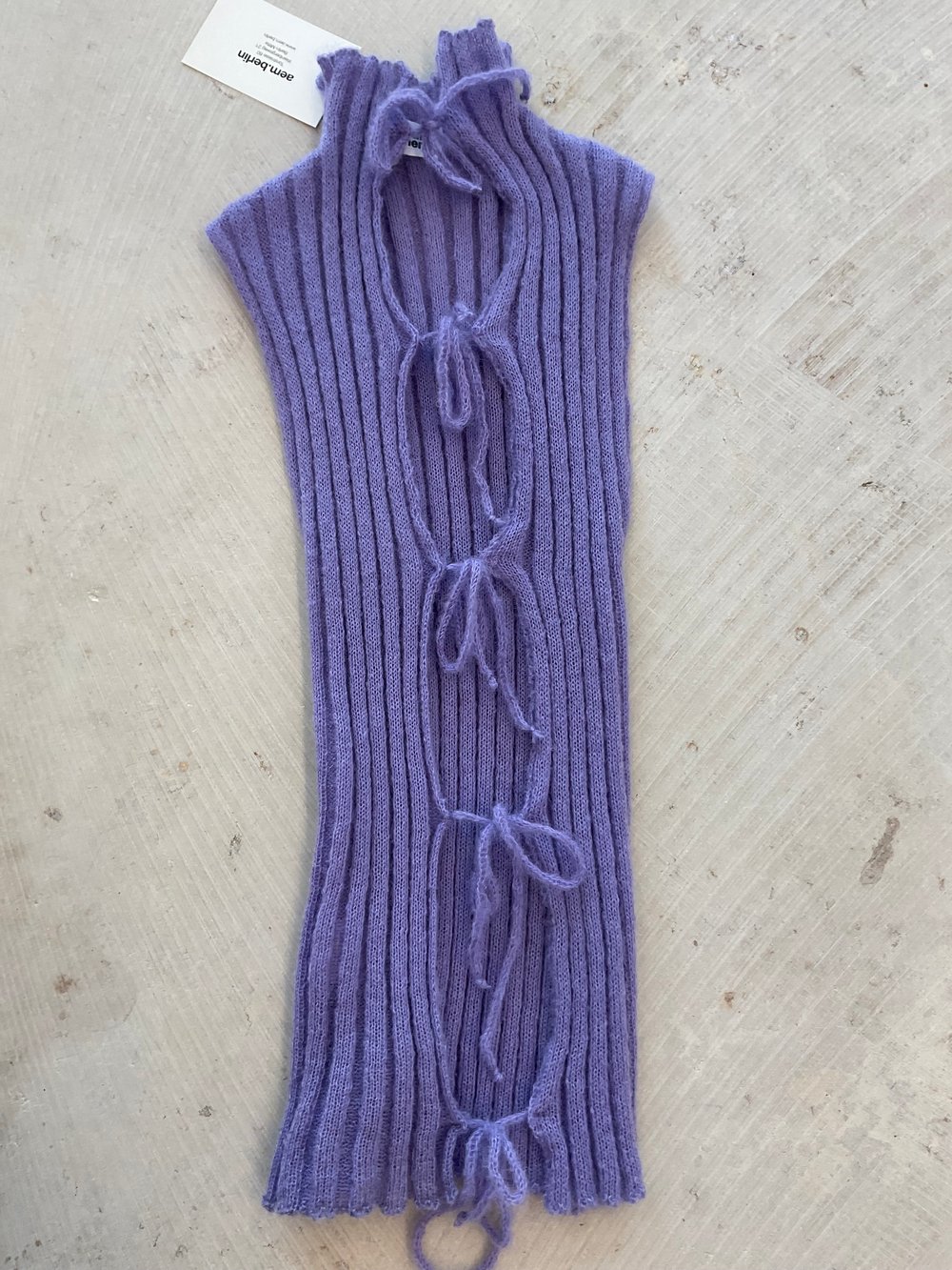 Violet knitted mohair top with bows 