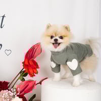 Image 1 of HEART TOP - OLIVE