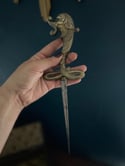 Magnifique Dague/poignard dauphin en bronze massif et acier, 18ème siècle!