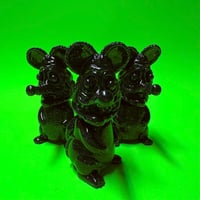 Black With Glitter Lab Fink