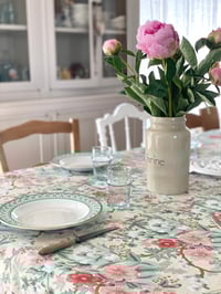 Image 7 of Nappe à fleurs 