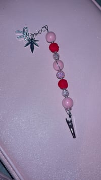 Image 2 of ✨🍓strawberry clip🍓✨