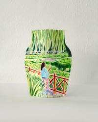 Image 1 of Caroline Peron's paper vase