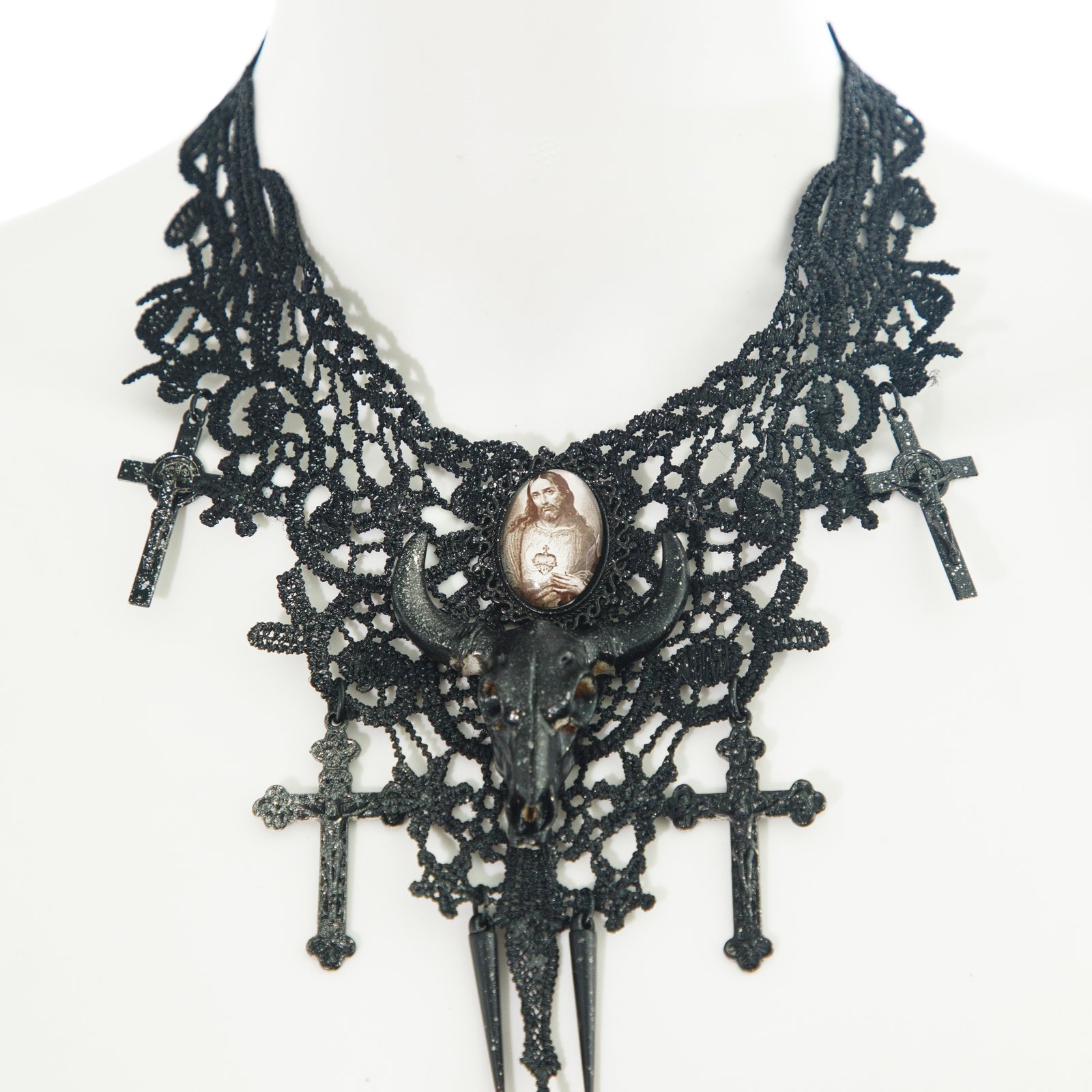 アクセサリー Jean Paul Gaultier rosario necklace Jean Paul Gaultier rosary cross necklace available at Yurismarket.com