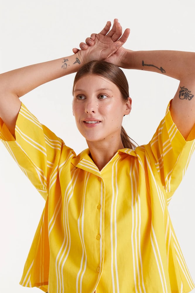 Image of CAMISA EST RAYAS AMARILLAS (ANTES 32,95€)