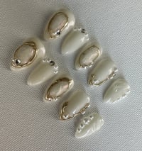 Image 2 of IVORY AURA
