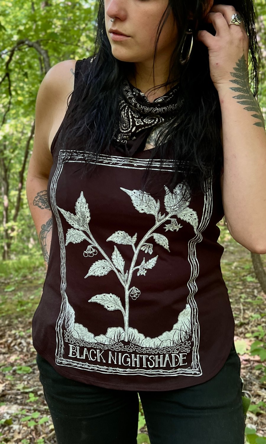 Image of SOVRIN X FORAGERCHEF BLACK NIGHTSHADE SIDE SLIT TANK