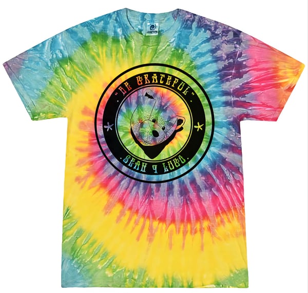 Image of Large "Be Grateful" Shirt