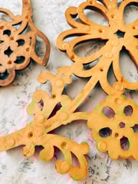 Image 2 of woodland wallflowers set