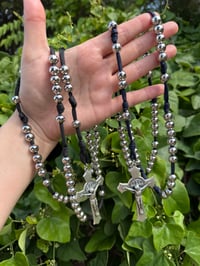 Image 2 of 10mm Stainless Steel Bead Paracord Impact Rosary