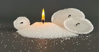 Image 4 of Wax sand/pearls and 30 wicks.