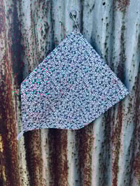 Small Floral Neckscarve