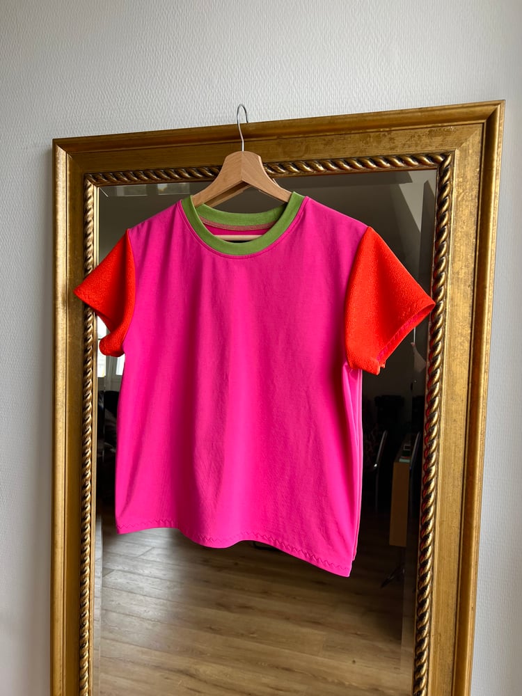 Image of TOP GOA • ROSE