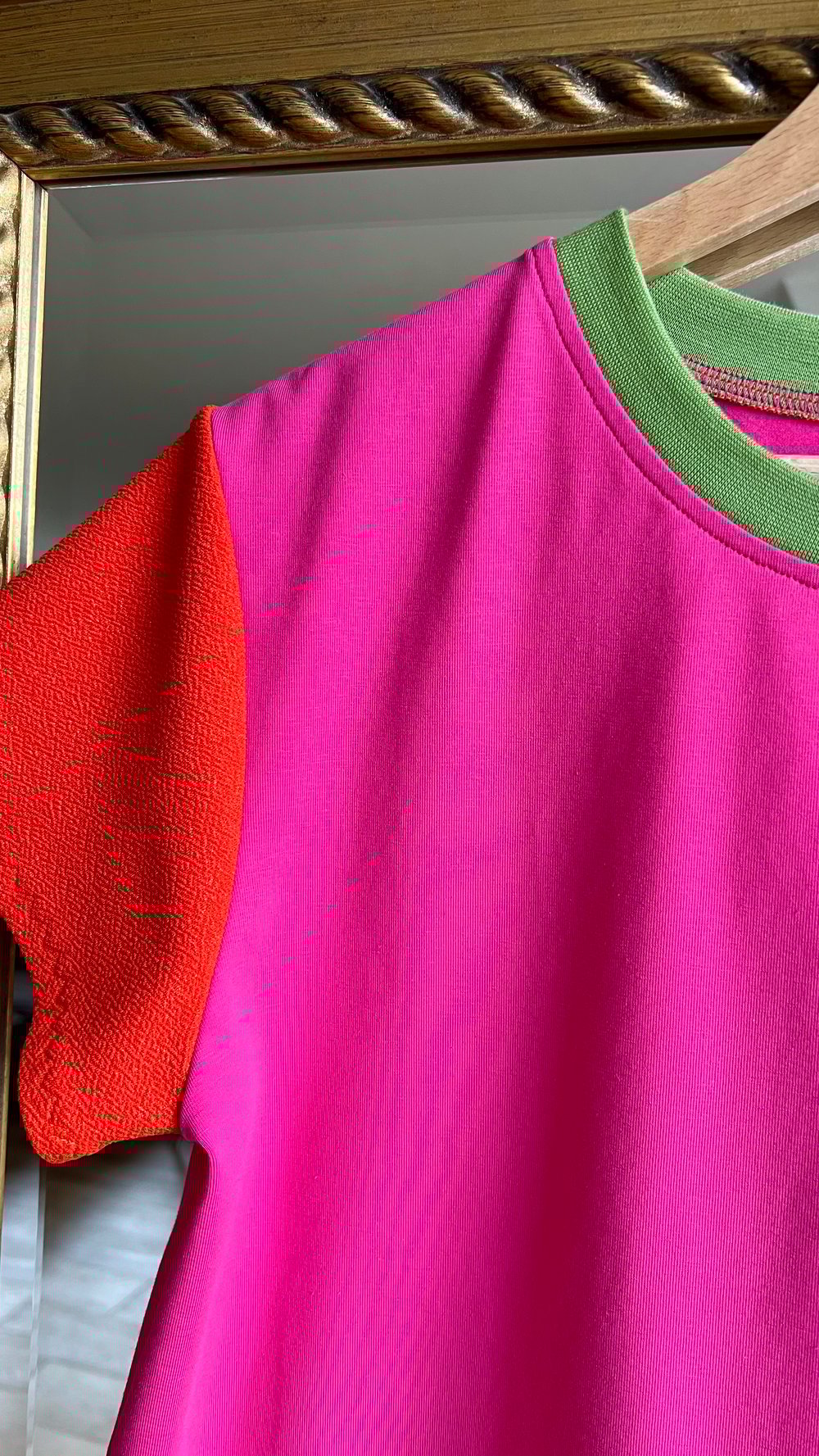 Image of TOP GOA • ROSE