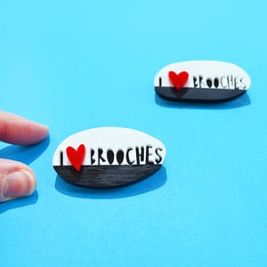 Image of Brilliant Brooches Group 1