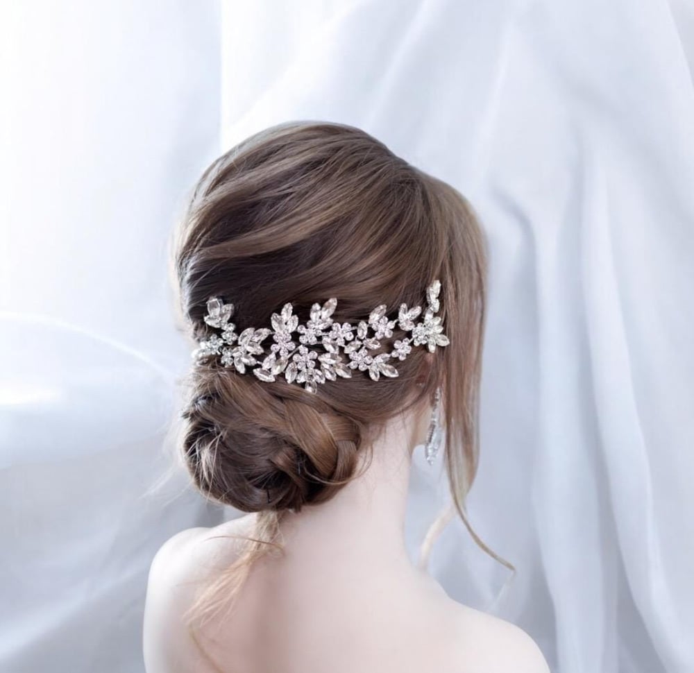 Image of Headband White Color Wedding Hair Accessories Flower Crown Tiaras Bridesmaid Prom Headband Pearl