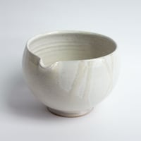 Image 3 of Matcha Bowl with Spout - White Haze