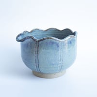 Image 2 of Matcha Bowl with Spout - Flower Petal 