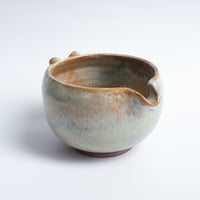 Image 3 of Matcha Bowl with Spout - 3D Ribbon