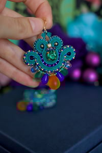 Image 1 of Mini Earrings - Peacock - Version 4 - Or 