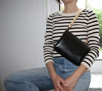 Image 5 of Julienne mini black / pastel yellow strap