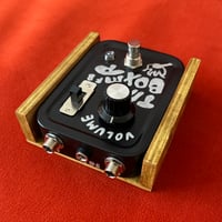 Image 3 of Tinderbox - one knob tobacco tin beefy fuzz with oscillation 