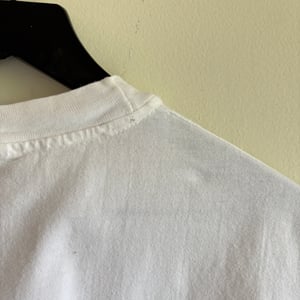 Image of 'Edward Hopper and the American Imagination' T-Shirt