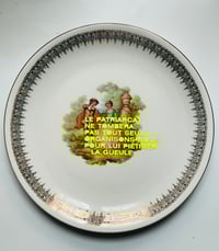 Image 1 of Assiette LE PATRIARCAT…