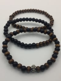 Image 3 of men’s brown & black beaded bracelet