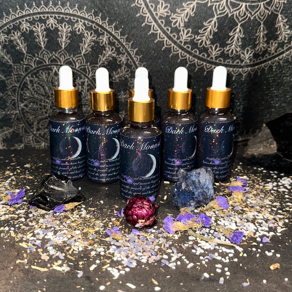 Image of Dark Moon Oil☽。⋆